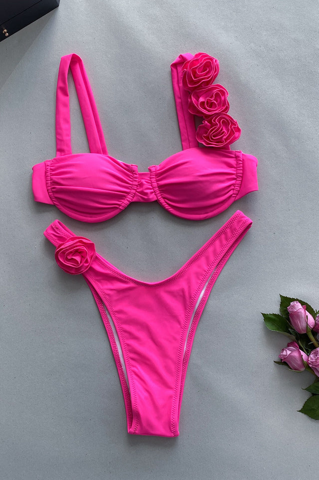 Çiçek Süslemeli Bikini Seti